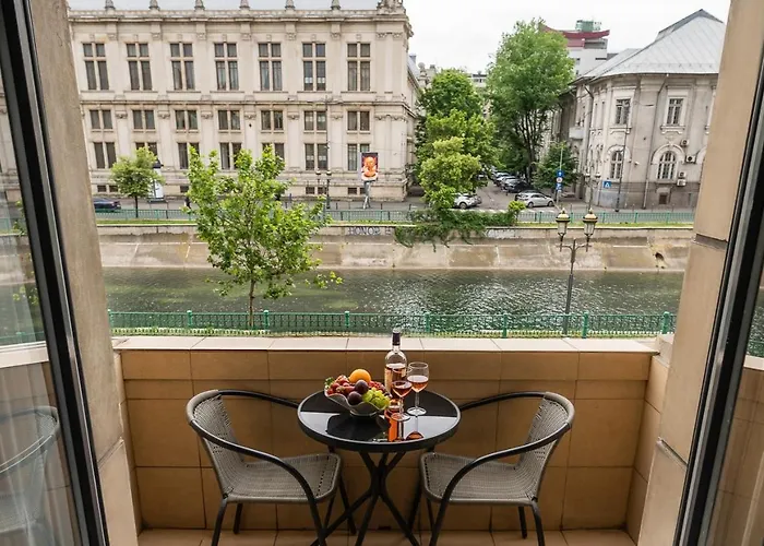 Aiastay Bucharest River Apartments