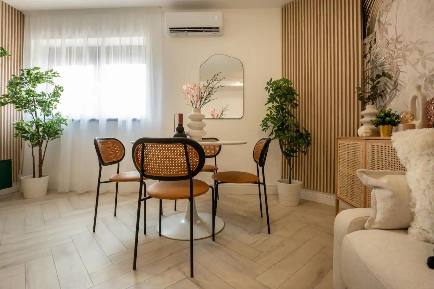 Aiastay River Apartment