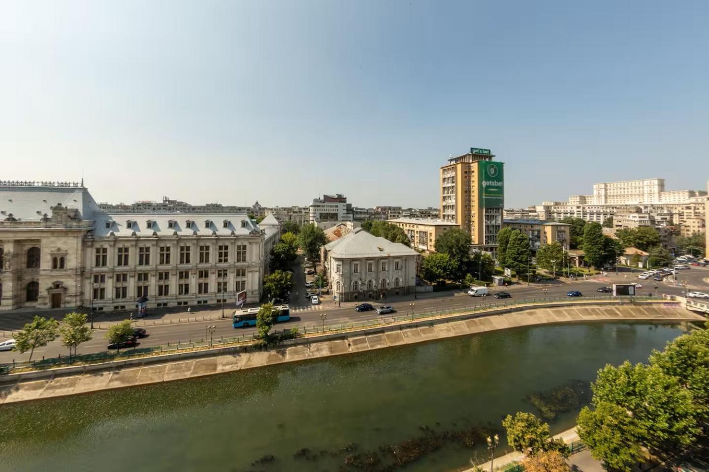 Aiastay River Apartment Bucharest